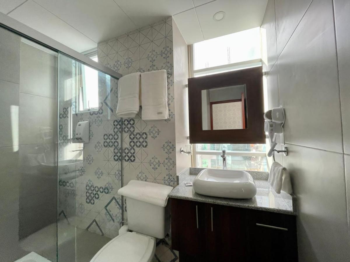 Novum Hotel La Paz Ngoại thất bức ảnh